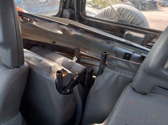 SUZUKI SAMURAI 1999 1,3i 4x4 - dily z auta - 18