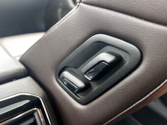 Škoda Superb 2.0 TDi DSG 4x4 L&K, 2021, max výbava - 18