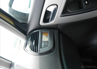 Citroën C4 Picasso 1,8 92 kW 7 Míst Serviska benzín - 18