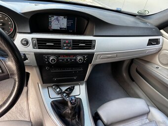 330i 200kw 6st. Manuál, M-paket 229000km, Webasto, LCI - 18