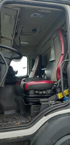VOLVO FMX 8x4 BORDMATIC / TAŽNÉ / plachta - 18