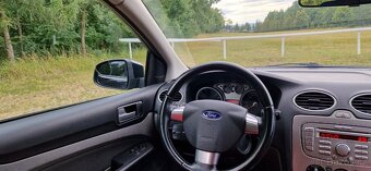 Ford Focus - 18