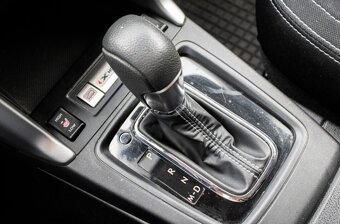 Subaru Forester 2.0D, 108kW (2015) - 18