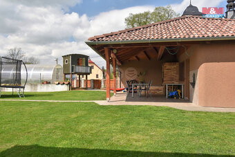 Prodej výrobního objektu s rodinným domem, 1200 m², Spálov - 18
