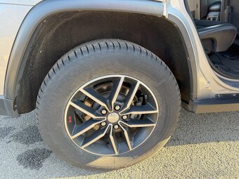Prodám JEEP GRAND CHEROKEE TRAILHAWK 2018 v max.výbavě - 18