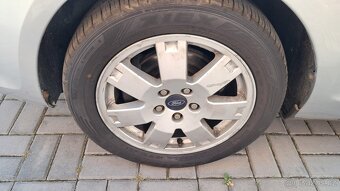 Ford Focus Kombi 1.6i / 74KW - 18