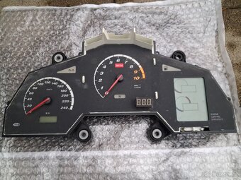 APRILIA ETV 1000 CAPONORD - 18