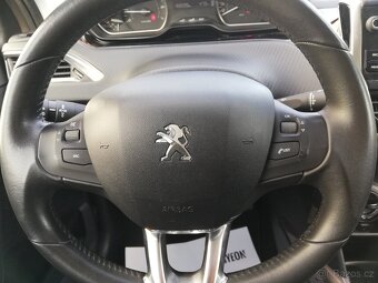 Peugeot 2008 1.2 60kw - ideál na kratší vzdálenosti - VÝMĚNA - 18