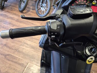 Yamaha T-Max 530 - 18