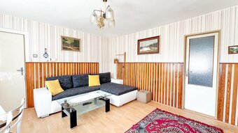 Prodej rodinného domu se zahradou, 463 m2 ,  Velká Hleďsebe  - 18