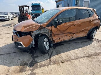 Renault Captur 0.9 TCE 66kw LIMITED 2018 62TKM - 18