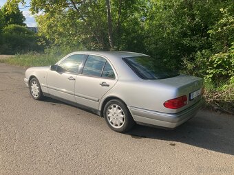 Mercedes Benz E 280 W 210 elegance 150kw, 5st. automat - 18