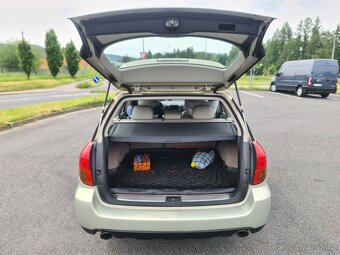 SUBARU LEGACY OUTBACK 3.0 180-KW 4x4 AUTOMAT STK 12/2025 - 18