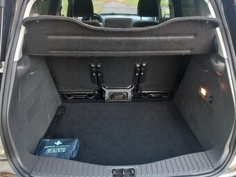 Ford C-Max 2.0i GHIA  - 90xxx km - serviska - - 18