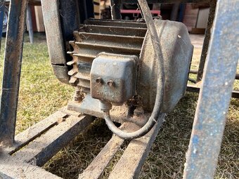 Prodán cirkulárku - 18