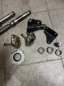 Tatra 87 motor - náhradní díly - 18