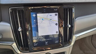 Volvo V90 2.0 D3 Break NAVI Bílá kůže - 18