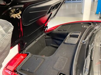Ferrari 348 TB – klasika, která chytne za srdce - 18
