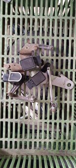 Nejrůznější drobné díly na BMW e60 e61 - 18