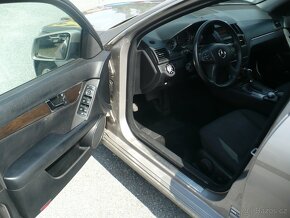 Mercedes-Benz Třídy C 220CDi Kombi - 18