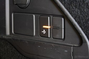 Volkswagen Touareg II 3.0V6 TDI BMT 4MOTION Mountain - 18