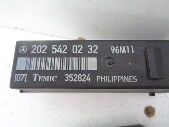 Mercedes C180 W202 náhradní díly - 18