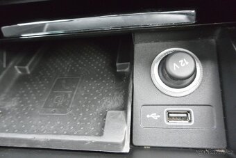 PRODÁM Škoda Superb 2.0TDi 140kW DSG DPH - 18