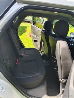 RENAULT CAPTUR, LIMITED - 18