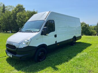 Pronájem obytné dodávky Iveco Daily CAMPER - 18