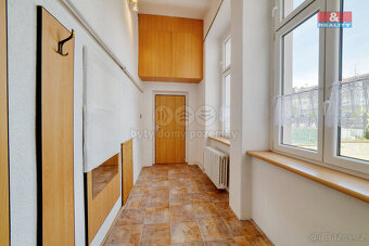 Prodej bytu 3+1, 90 m², Cheb, ul. Karlova - 18