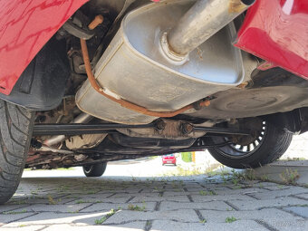 Alfa Romeo 156 2.5 V6 24V - 141 kW - 18