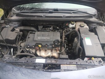 OPEL ASTRA J - 18
