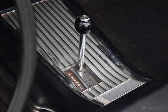 Ford Galaxie 500XL - 18