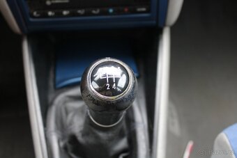 Volkswagen Golf, 1,6i 74KW, STK 5/2026, Dig.Klima, r.v. 1999 - 18