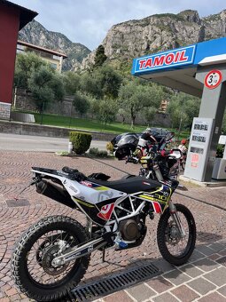 Husqvarna 701 enduro expediční cestovní - 18