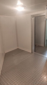 chladící a mrazící box - 18