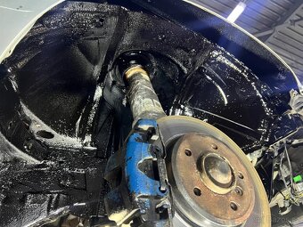 Prodáno BMW e46 - 18