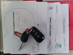 CITROEN C4 1.2 PureTech FEEL 1.MAJITEL,ČR,SERVISKA - 18