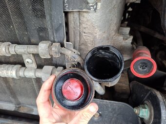 MB ACTROS 1832 6X4 - 18