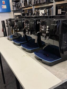Kávovary DeLonghi MAGNIFICA S ECAM22.110.B - 18
