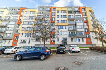 Velmi příjemný byt 1+kk se zahrádkou v atraktivní lokalitě. - 18