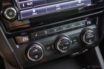 Škoda Octavia RS 2.0TFSI Combi - 18