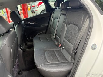 Hyundai i30 1.5 T-GDI MH • 3/2022 • 117kw • Původ ČR • ACC - 18