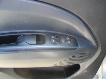 FIAT DOBLO 1,6MJTD 66kw 11/2011 7MÍST, BEZ KOROZE - 18