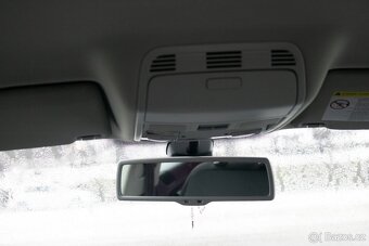 Volkswagen Passat Variant - 18