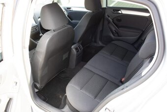 Volkswagen Golf 1.6 TDI z roku 2011 - 18