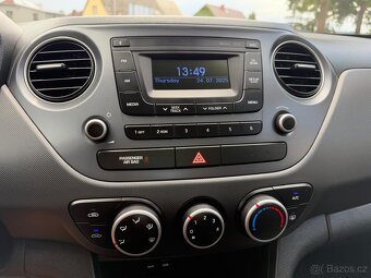 Hyundai i10 1.0 benzín 49kW rok 2017 jen 109tkm - 18