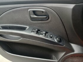 PICANTO 1,1 48 KW KLIMATIZACE SERVO - 18