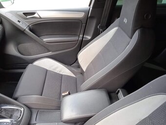 VW GOLF 6 R 4MOTION//DSG//199KW//LED//XENON//NAVIGACE - 18