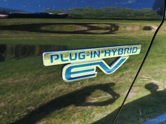 MITSUBISHI OUTLANDER PHEV HYBRID PLNÝ SERVIS MOŽNOST DPH - 18